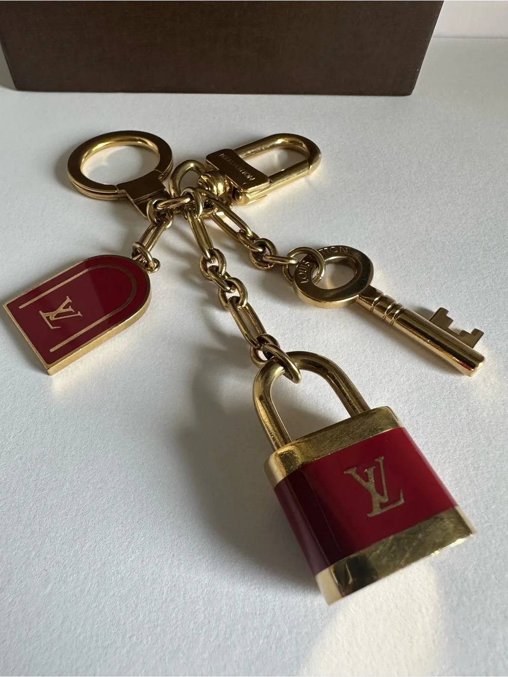 Authentic Louis Vuitton Red Enamel Lock Key Bag Charm Keychain Full Set